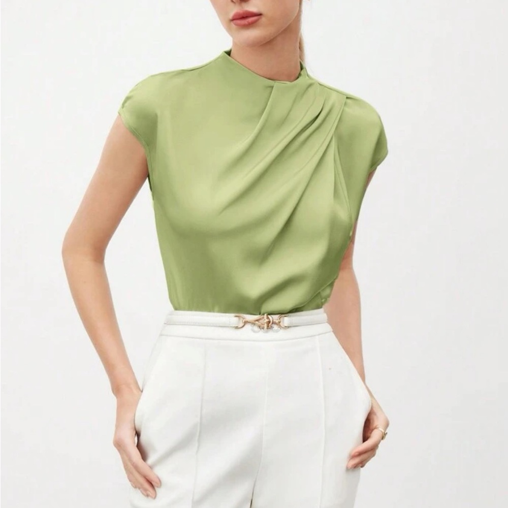 Luxe black elegant pleated blouse - Picture 5 of 16